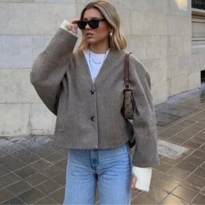 Zara Manteco Italian Wool Taupe Brown Oversized Crop Jacket Size Medium